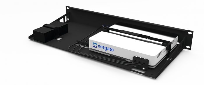 NM-NTG-003 - Kit de montage en rack Netgate SG-3100
